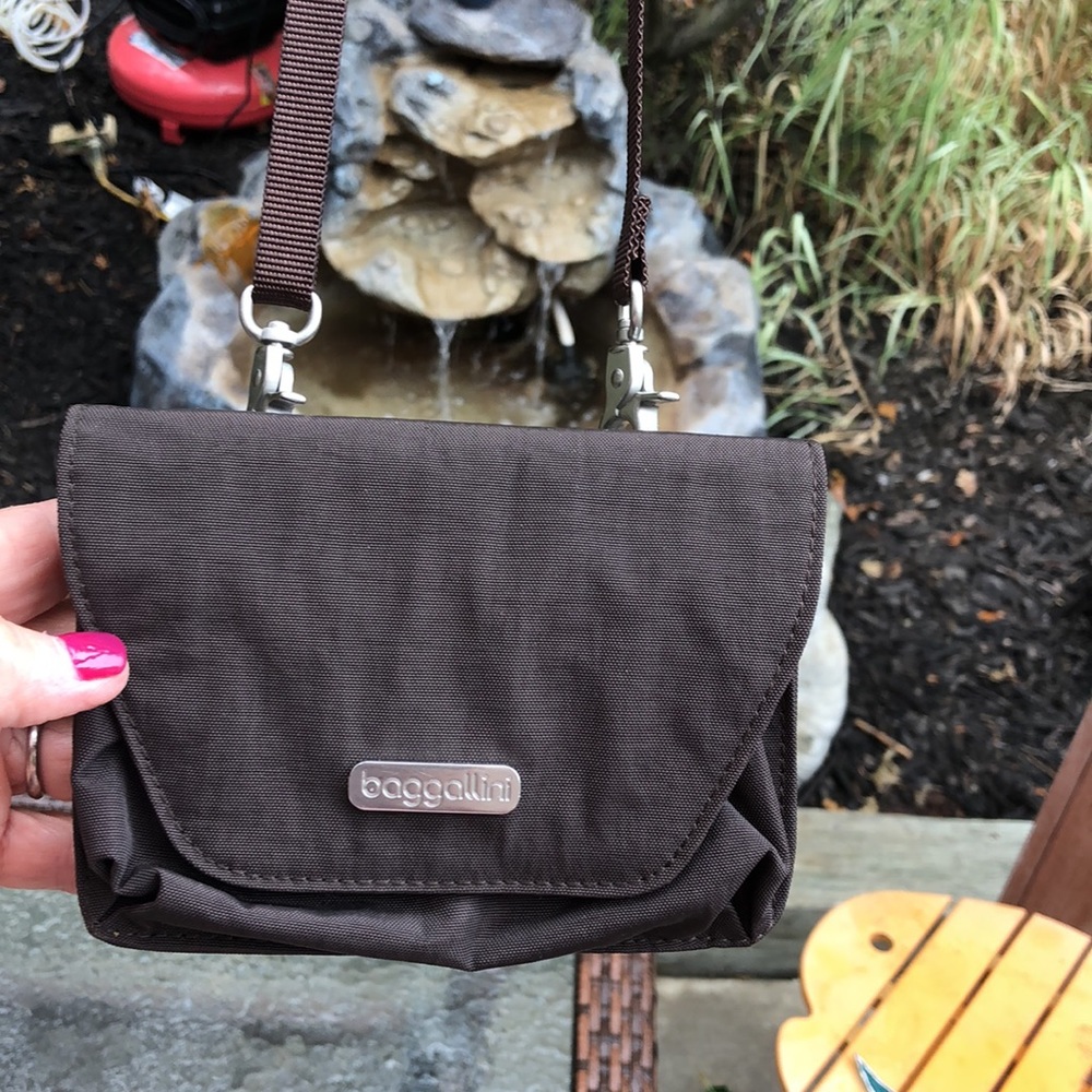 Mini Crossbody - Picture 2 of 7